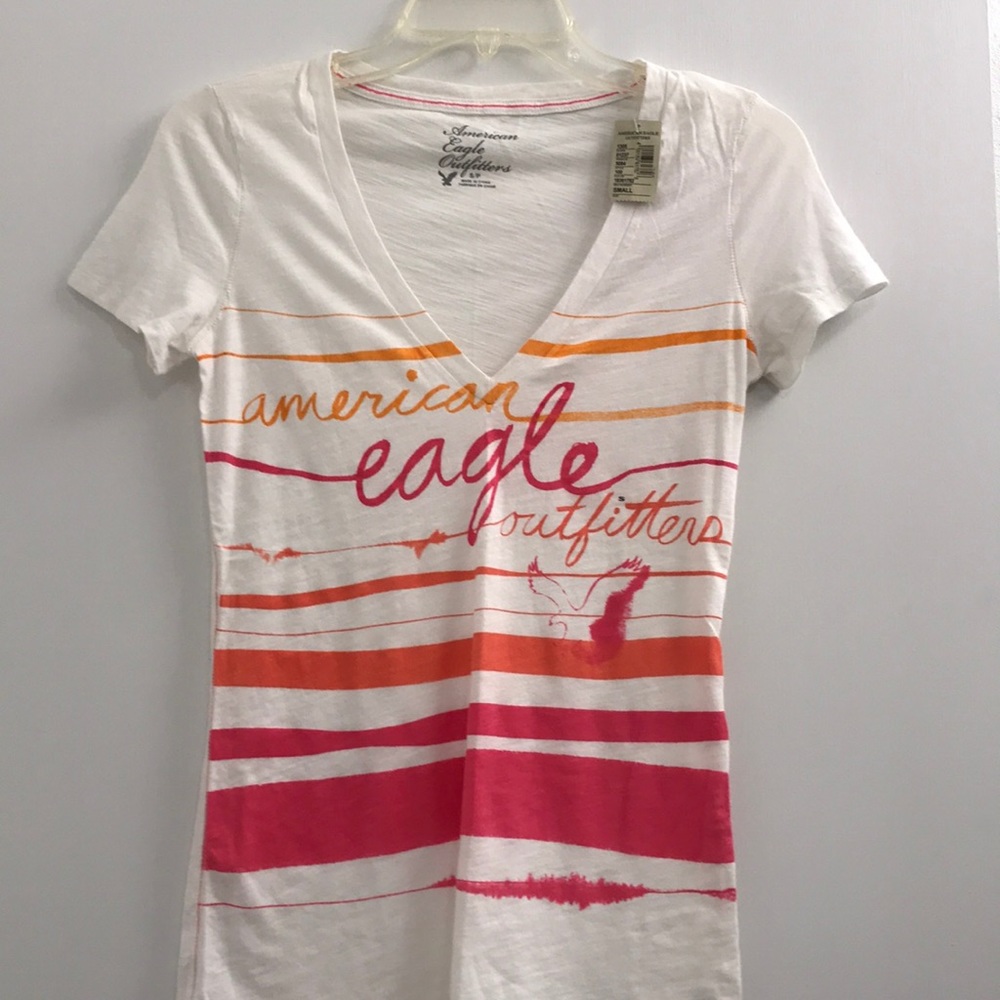 V-neck Tshirt